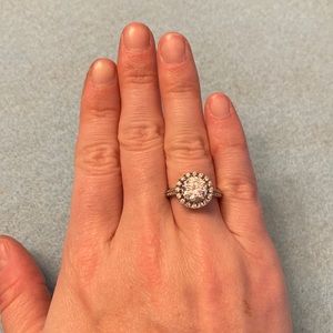 STELLA & DOT round cut CZ ring